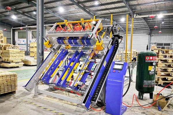 Pallet Nailing Machine