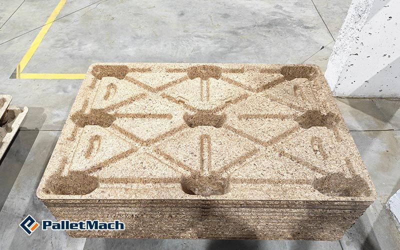 Presswood pallets moulded from plywood waste veneer on a wood sawdust pallet machine, ISPM 15 fumigation free for export
