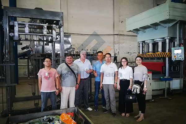 Belarus Customer Visit Pressed Wood Pallet Machine