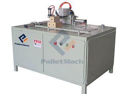 Auto wood block cutting machine